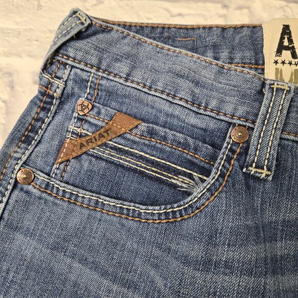 Ariat Men's Western Jeans M5 Slim Straight Embroidered Pockets Stretch size 31 - Picture 5 of 16